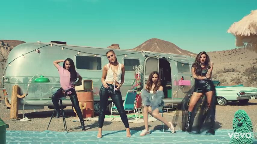 showqgirl's tweet photo. hoy se cumplen 4 años del lanzamiento de glory days, el album más vendido por una girlgroup en la década de los 2010 y la mejor era de little mix

te extraño glory days https://t.co/tqpZwWor28