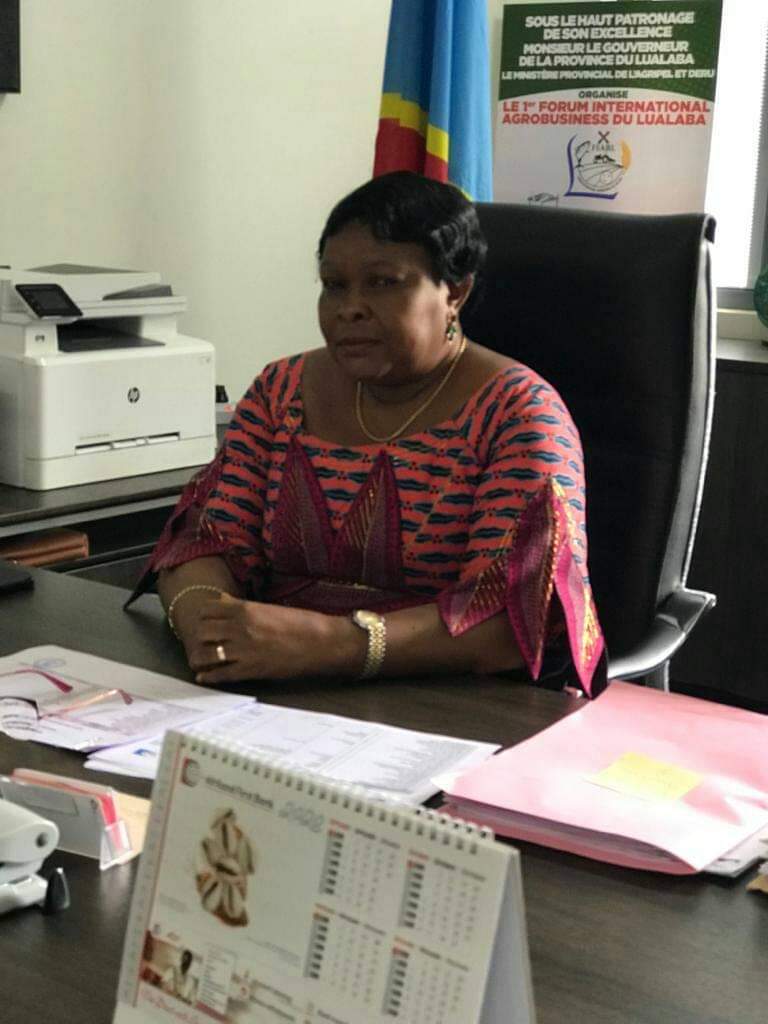 KapozoP's tweet photo. #RDC #LUALABA #AGRIPEL
Remise des intrants aux fermiers d 5 territoires et villes d la Prov, saison culturale 2020-2021 continue et, la Clôture des opérations interviendra d'ici le 15 Décembre, annonce La Ministre Prov d L'AGRIPEL Mme #Louise_Mweleshi. @minagri_rdc @LualabaDu https://t.co/9f01UQEu8K