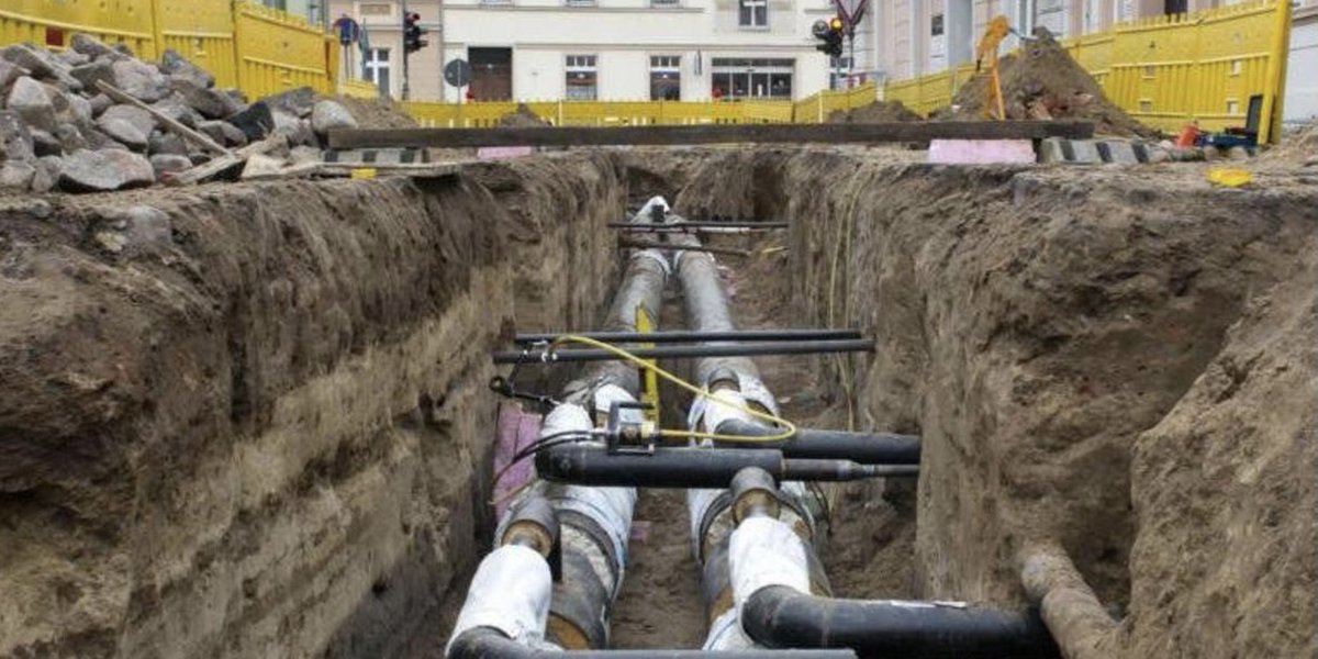 geodatenmanager's tweet image. Für die #Stadtwerke Neuruppin swn.de/allgemein/star… setzen wir zusammen mit unserm Partner K3V Solutions AG die technische Betriebsauskunft für Inspektion, Gaslecksuche und den Bereitschaftsdienst um. Basis ist #ArcGISruntime und das #K3V #GEONIS PlugIn.