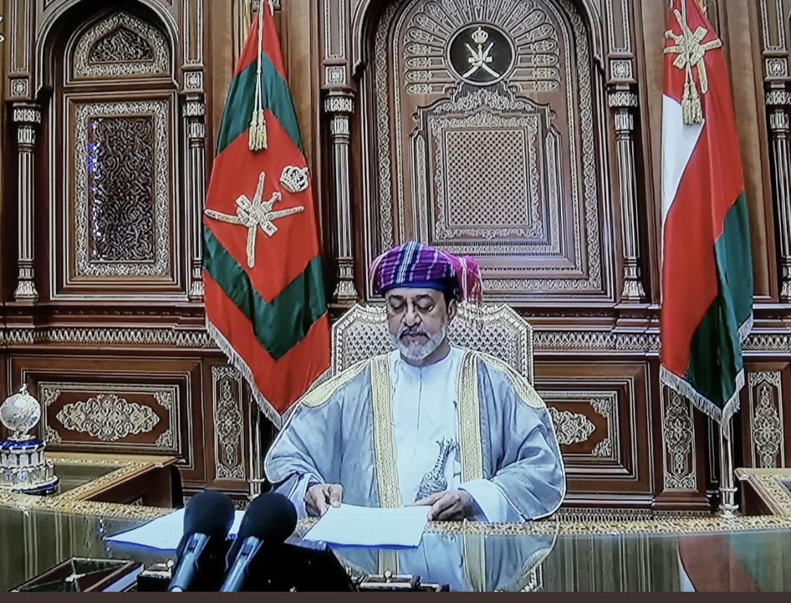 Ahmed_Tabook's tweet photo. كل عام وعمان وطنا وشعبا وقيادة بألف خير بمناسبة  #العيد_الوطني_50 #١٨_نوفمبر_المجيد #نهضة_متجددة وخطى ثابتة نحو الرقي والتقدم https://t.co/jqyo6x0Ppd
