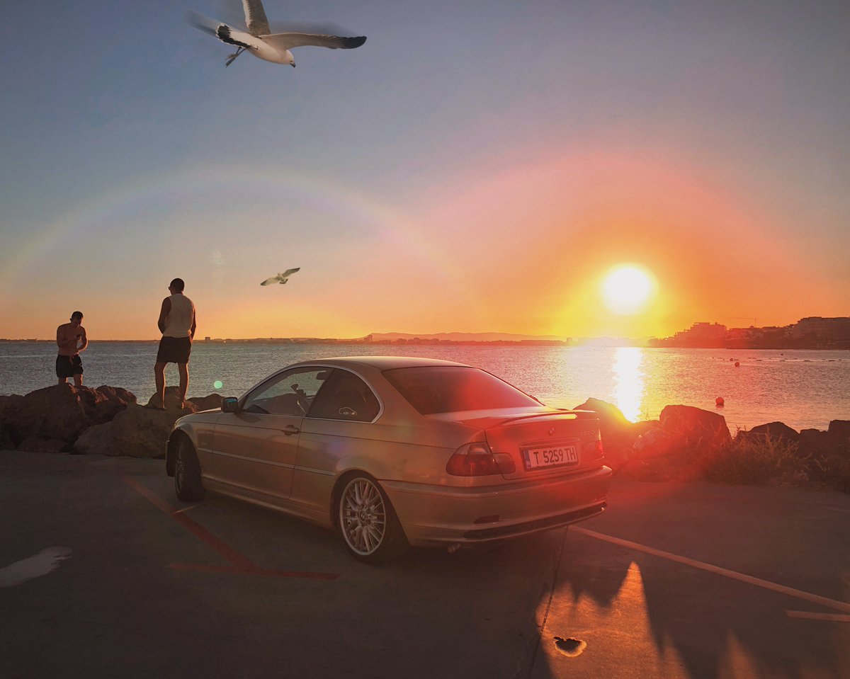 bulgarcar's tweet photo. Към недостатъци на четвърто поколение BMW 3 (E46) отнасят тенденцията на прегряване на двигателите, както и повишен апетит за масло. На снимките е дорестайлинговия E46 BMW 330 CI Coupe (2000-2003), който е дошъл в Свети Влас от Търговище
#bmw #e46 #bulgarcar #светивлас #bulgaria https://t.co/ckBmZy5wB8