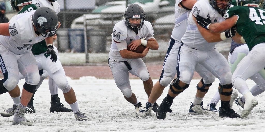 caseathletics's tweet photo. ON THIS DAY: November 18, 2017 - CWRU's Aaron Aguilar ran for a career-high 136 yards and three touchdowns to lead the 16th-ranked Spartans to a 28-0 win over 11th-ranked Illinois Wesleyan University...the win was the Spartans' second-ever post season victory #BlueCWRU #CWRU https://t.co/oaaPynnNiF