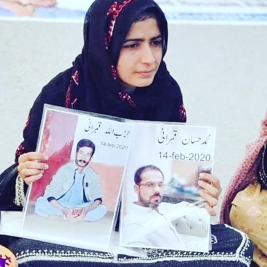 NoorSalamNoor1's tweet photo. زلم ءِ ھوُر اِنت پاکستان ءَ
دو برات کشت ءَ دو زندان ءَ

نور.....

#SaveQambraniBrothers 
#SaveAbdulHaiKurd https://t.co/sUDvPBPAYb