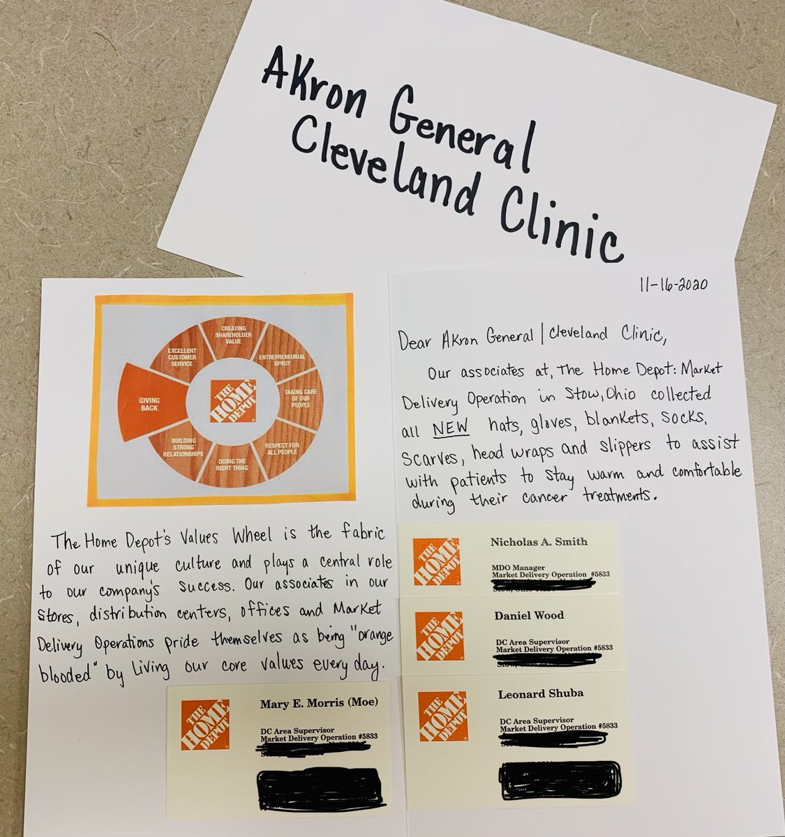 Iammoe77's tweet photo. Thank you to our orange blooded associates @5833Mdo donating blankets,hats,gloves, scarves, head wraps, slippers and cozy socks to patients receiving cancer treatments @MyAkronGeneral Stow office. 🧡@NickSmith5120 @DWoodTHD @LenShuba @jenny_helme #givingback #valueswheel #thd https://t.co/9YESXToqNY