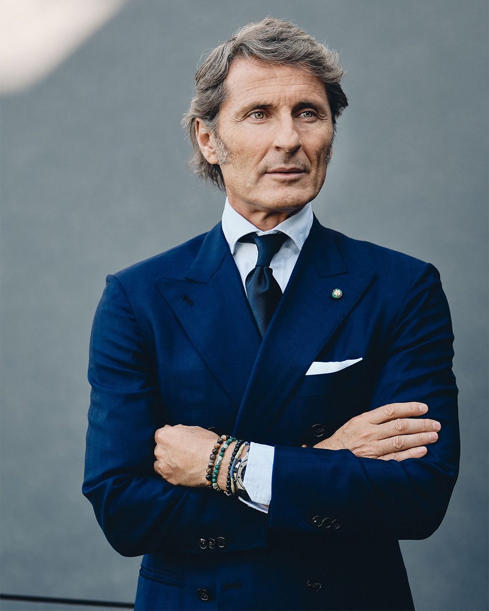 Lamborghini's tweet photo. We are very proud to announce that as of December 1st, 2020, Stephan Winkelmann, President of @Bugatti, has also been appointed President and CEO of Automobili Lamborghini. He will maintain his position at Bugatti, taking on a dual role.

#Lamborghini #Bugatti #StephanWinkelmann https://t.co/BRWSy2WMJN