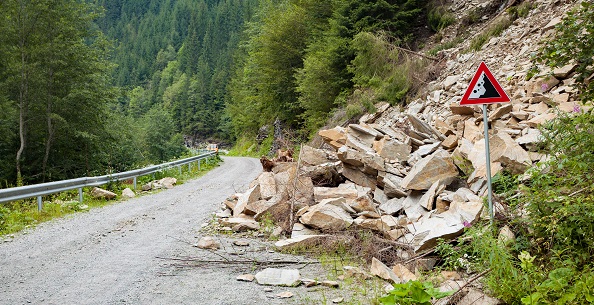 ▶ #Risques: Formaliser un retour d’expérience suite à des chutes de blocs sur des #infrastructures de transport, en fonction de critères de gravité.
▶ 1 guide issu des travaux du projet de recherche #C2ROP
▶ Webinaire de présentation le 16 décembre
cerema.fr/fr/actualites/…