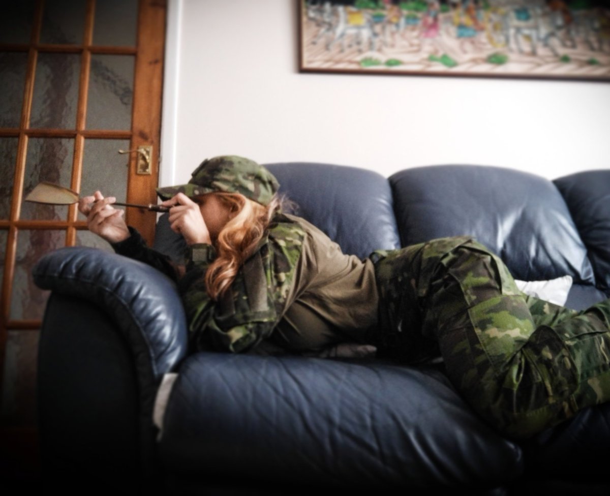 AirsoftSabrina's tweet photo. Patienty waiting to start shooting again ๐คทโโ๏ธ
#airsoft #airsofter #multicam #multicamtropic #jungleoperations #spade #airsoftgirl #airsoftuk #airsoftbrazil #airsoftoperator #callofduty #warzone #girlswhoshoot #girlswhohunt #spade #cosplay #airsoftgun #tacticalgear #paintball https://t.co/Z4qo5fSNs6