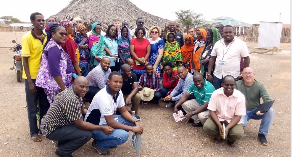 WiGISKe's tweet photo. How can we go from space to village?

@kenmubea and @DEarthAfrica  on making EO more accessible 
#GISDay #Hack4Her https://t.co/c2PUqLgI6M
