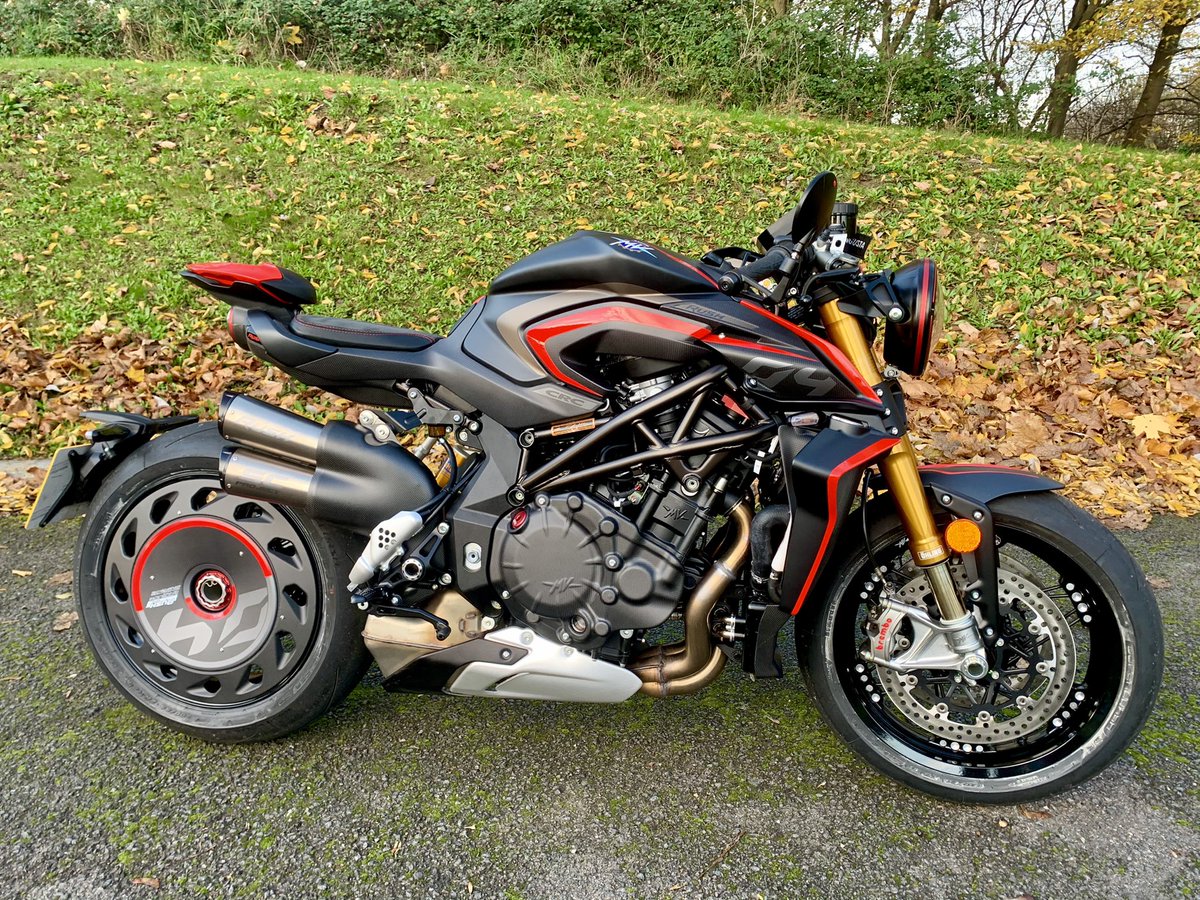 Michael Neeves tweet media