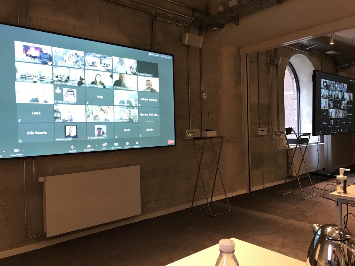 ZeuthenFrederik's tweet photo. Så er vi klar! #phabsalon #playlearndk https://t.co/QpMmKRIH1G