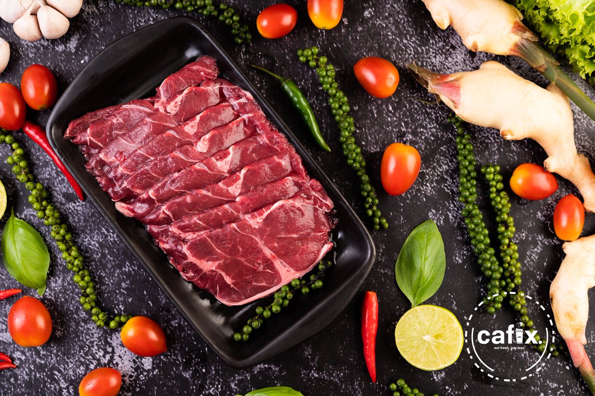NajiDaniel's tweet photo. صباح الخير للجميع 🥩

استنونا يوم الجمعه 20/11/2020 😋

#cafix #beefy #beefsteak #beefribs🍖  #beeflover❤️ #beef #food #foodporn #meat #steak #bbq #foodie #instafood #chicken #delicious #grill https://t.co/eTI0EPX8QT