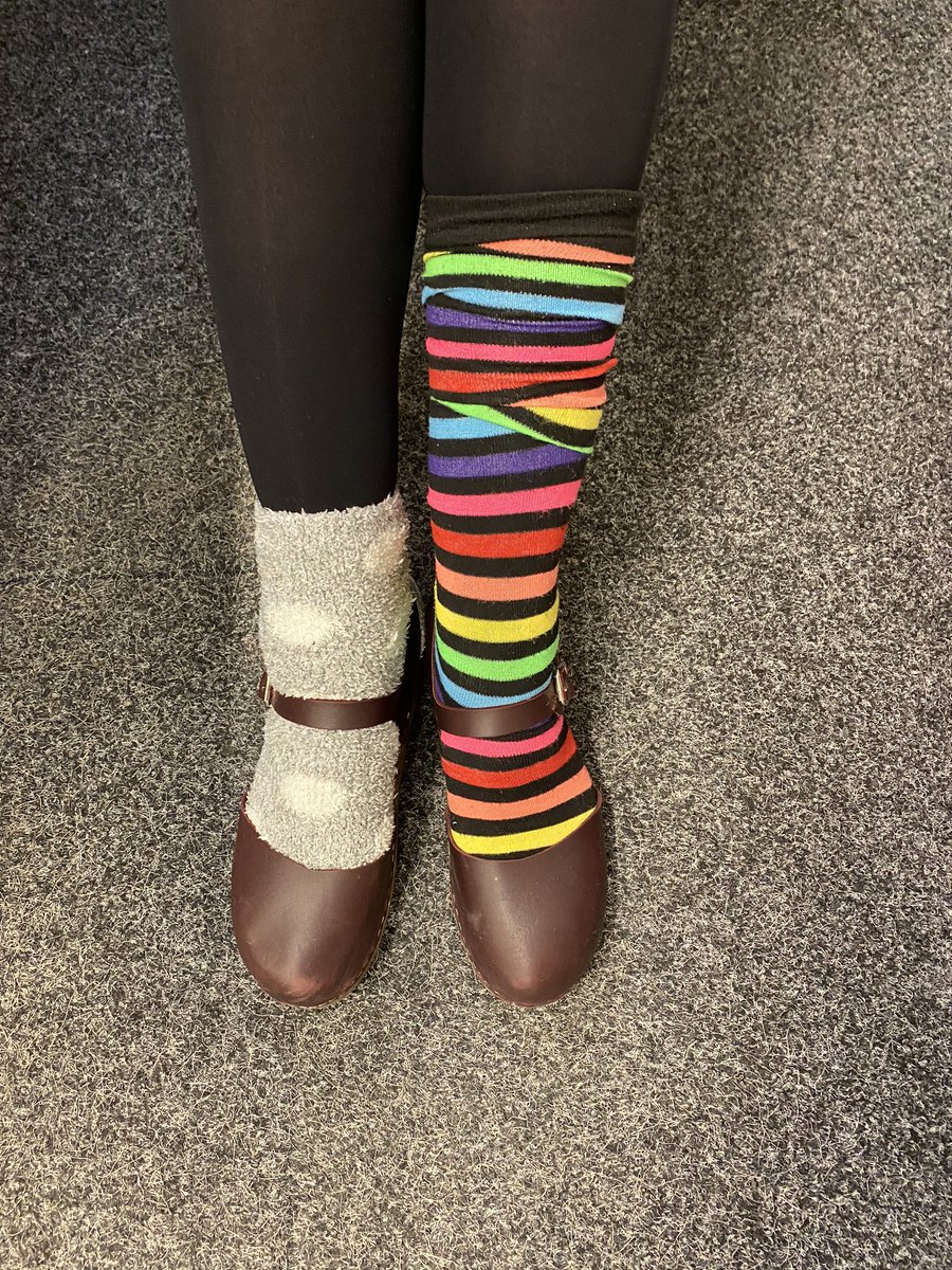 QMHS_STOP's tweet photo. Some brilliant odd socks on show today to celebrate difference @AntiBullyingPro #AntiBullyingWeek  #dianaaward https://t.co/ubuPNXulDu