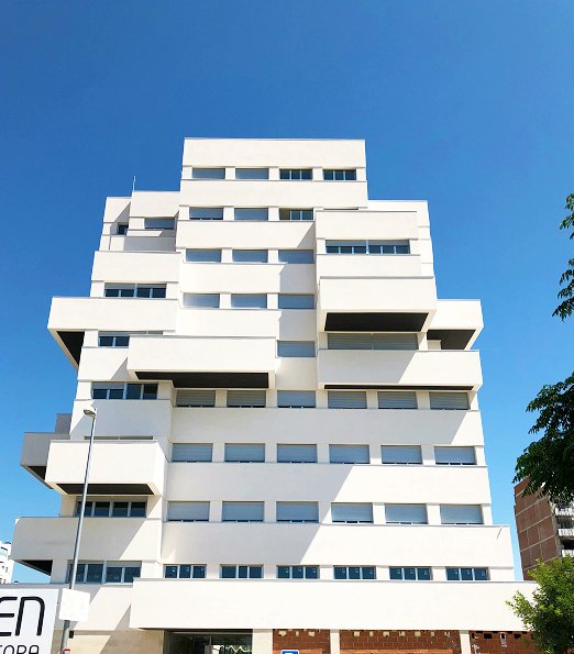 SikaSpain's tweet photo. #Tecnología #Sostenibilidad #BuildingEnvelope 

#Coteterm #Aquasol by #Sika: revestimiento continuo de última generación para #fachadas más #sostenibles

https://t.co/EE75A31jIg https://t.co/SVik7J1juV