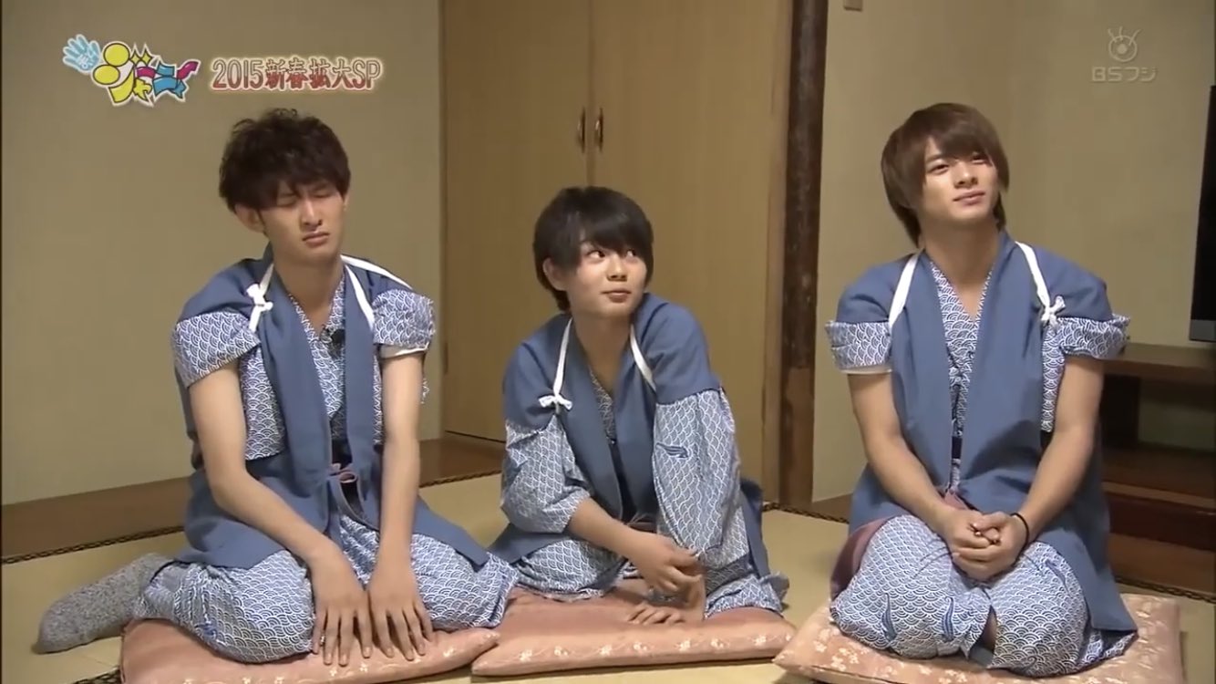 ゆきゃ Ar Twitter かるたは1枚も取れない ジェスチャーゲームはルール理解してるかも不安 解答数も0 だった関西jr 時代からしたら Snow Manに入ってかるた何枚も取ってジェスチャーゲームでちゃんとずっと前向いて何問も正解してる康二くん 本当に成長したわ