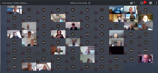 Le confinement n’empêche pas la vie fédérale de se poursuivre. <a href="/fredvalletoux/">Frédéric Valletoux</a> anime le Conseil d’<a href="/dministration/">@dministrator</a> de la FHF en visioconférence avec, à l’ordre du jour, les comptes et budgets de la fédération, la gestion de la crise sanitaire, les hôpitaux de proximité,...