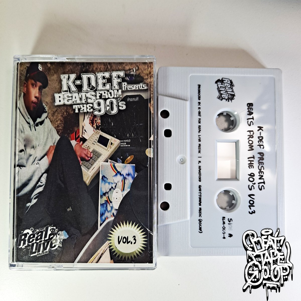 BeatTapeCo_Op's tweet image. K-DEF Presents: BEATS FROM THE 90's VOL. 3
Released On: OCTOBER 14, 2020

#kdef #reallive #redlinemusicdistribution #hiphop #boombap #instrumentals #beats #cassette #tape #support #beattapecoop 

@RLMD_INC