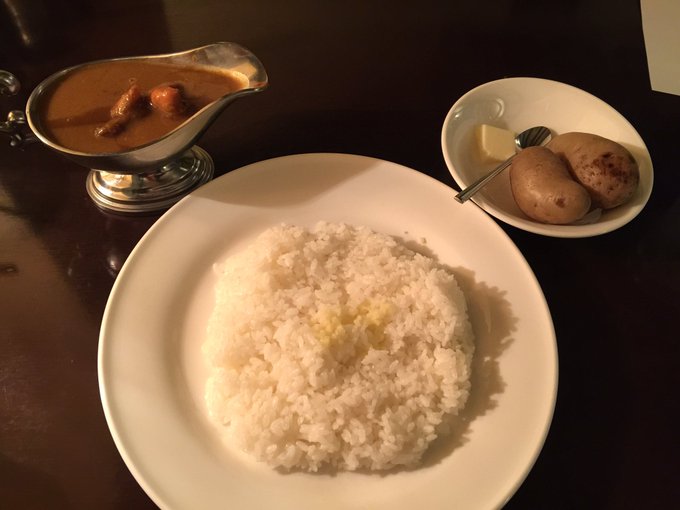 禁煙21日目試写会に行って来ました。ついでに半蔵門の美味しいカレー屋さんに寄りました 