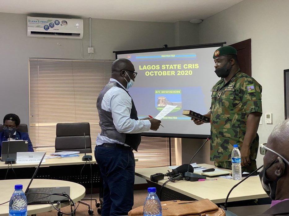 @UnclePamilerin's photo on #EndSARS