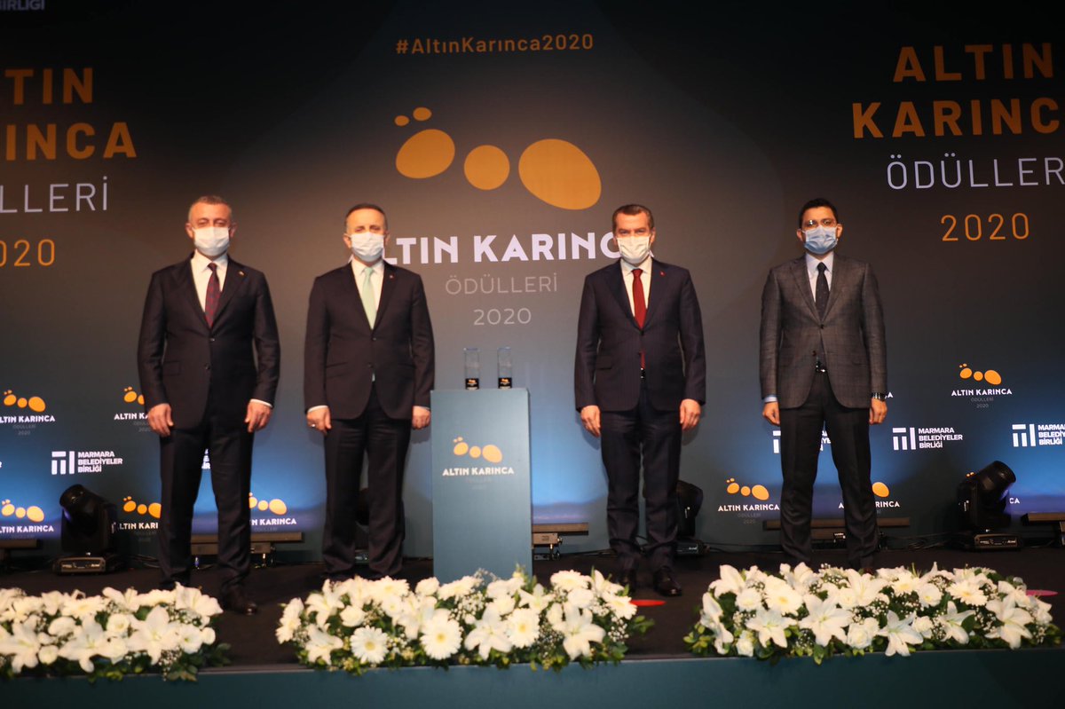 #AltınKarınca2020’de 2 ödül birden kazandık.

🏆 Afet ve Acil Durum Yönetim Merkezi

🏆 Kültür Rotası Rehber Eğitimi 

Ödülleri emeği geçen mesai arkadaşlarım ve güzel Zeytinburnu ailesi adına aldım, mutluyuz.😊

<a href="/marmarabb/">Marmara Belediyeler Birliği</a>