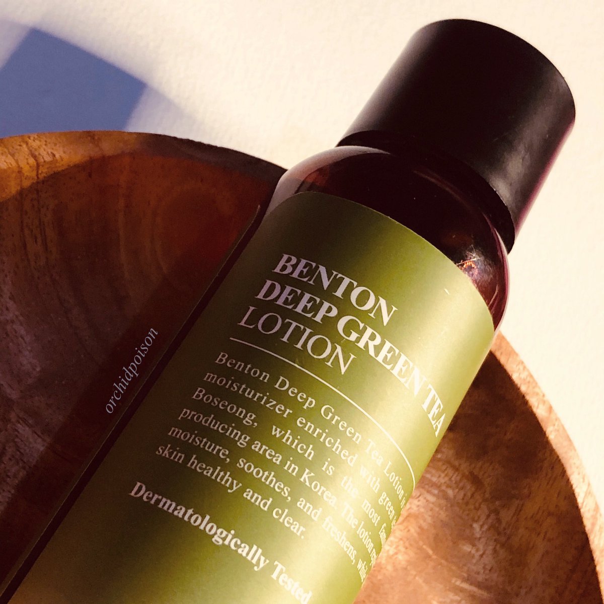 orchidpoison's tweet photo. #EmptyProduct lagi yeay! ini Benton - Deep Green Tea Lotion
Salah satu lotion yang aku jadikan moisturizer. Gak greasy sama sekali, bagus untuk acne prone, water based jadi beneran light banget, calming & soothingnya bagus juga bikin aku gak gampang jerawatan! https://t.co/g1KzmVPG28