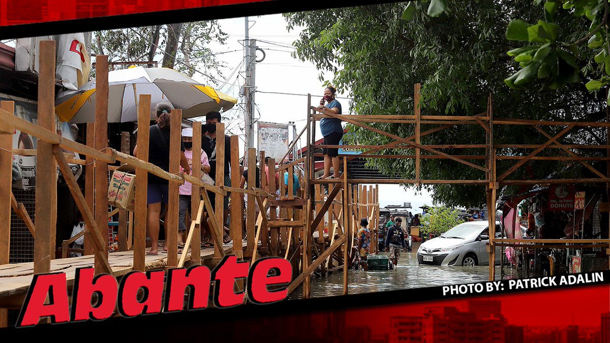 AbanteNews's tweet photo. TINGNAN: Binangonan, Rizal naging waterworld dahil sa baha #UlyssesPH #RizalNeedsHelp 
https://t.co/2Tp9u7nDlb
#RizalNeedsHelp
#waterworld 
#Libis
#Ulysses
#UlyssesPH
#Binangonan
#Rizal 
#TunaynaTabloidista
#AbanteNews
#AbanteVideos
@patrickadalin https://t.co/FzOACsRmhF