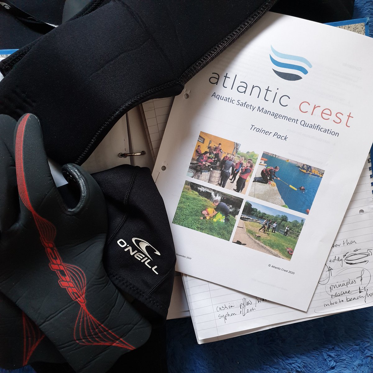 MetabolousEdCIC's tweet photo. Pleased to have had the opportunity to update our water safety qualification with @Atlanticcrest 
 thanks to two great knowledgable tutors Cliff Nelson &amp; Ian Forbes. A rude awakening on Adrian's first morning...a long drive and in the sea within half an hour. https://t.co/WIF3C99Qpt