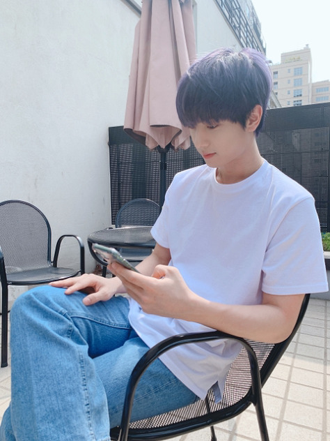 pxiaddiction's tweet photo. ไป่ผมสีม่วง💜🍆🍇 https://t.co/nN1nFvlDFM