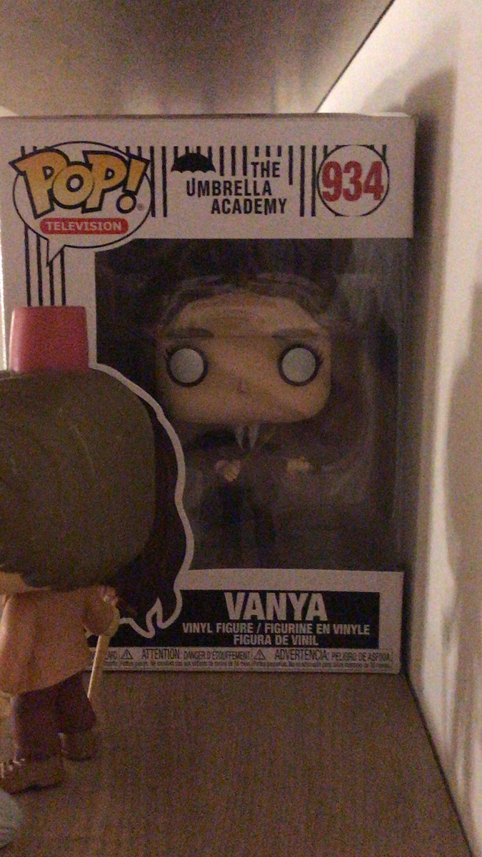 yeah !! i have a funko of her  https://twitter.com/swlftsnat/status/1328999461142446081