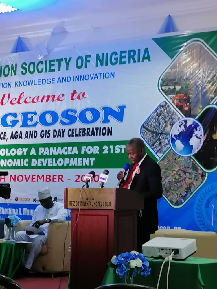 geoson_ng's tweet photo. Surveyor General of the Federation, Surv. S.A. Taiwo declaring GIS day open
#GISDay #geoson https://t.co/f4LXLSJM0W