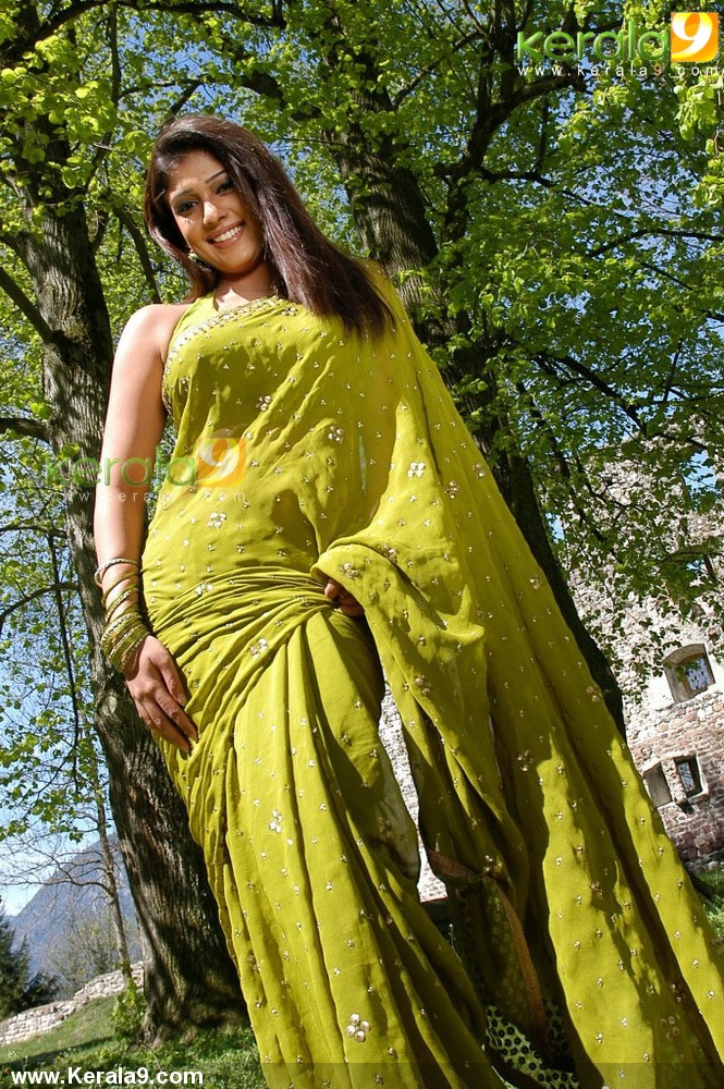 Nayan   #HappyBirthdayNayanthara