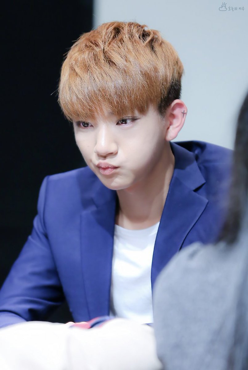 a thread of joshy’s pouts ^3^