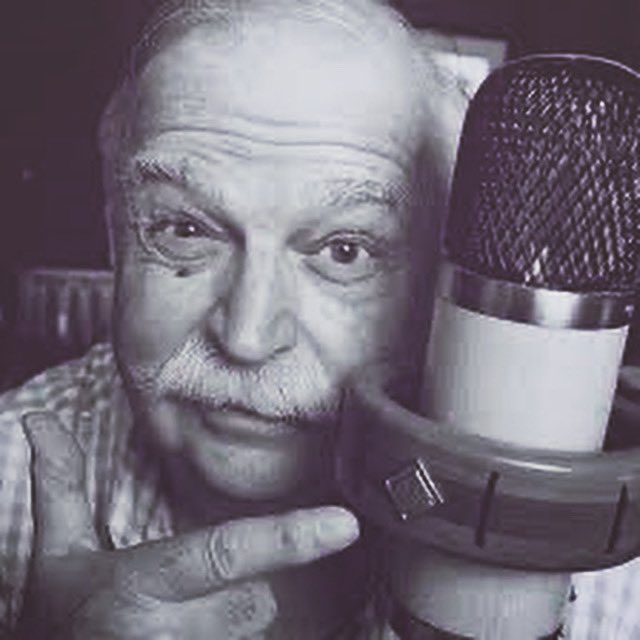He's always been an inspiration and a true mentor for many of us - behind the desk or in front of a mic - including myself.
You will definitely be missed Mr Bruce Swedien.