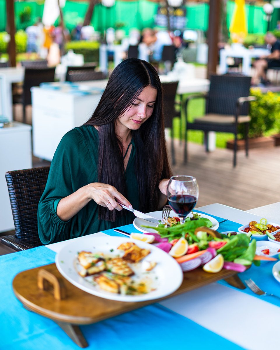 dakapokemer's tweet photo. We know that the delicious meals you tasted at Dakapo Beach Club are among your best memories. #DakapoBeach #DakapoKemer #Tb #Memories #Restaurant #VisitKemer #кемер #AntalyaKemer #Antalya #Turkey #Türkiye https://t.co/3uVVWtNdZK