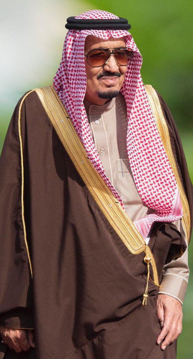 falakeel's tweet photo. ستة أعوام من الحزم والعزم من الفخر والشموخ والإنجاز إلى الطموح نجدد الولاء والانتماء في #ذكرى_البيعة_السادسة #لخادم_الحرمين_الشريفين https://t.co/aHhs8FejBn