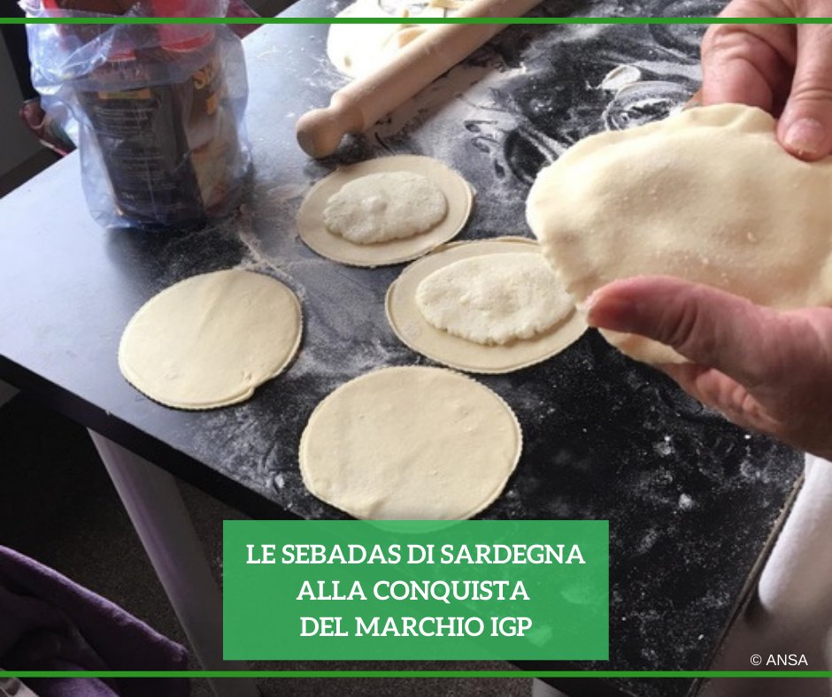 Ansa_TerraGusto's tweet photo. Nasce il Comitato promotore #Sebadas di #Sardegna Igp. In campo dieci imprese artigiane del settore della pasta fresca: l'organismo ha già inoltrato la richiesta di Indicazione geografica protetta al @Mipaaf_.
#ANSATerraGusto 
➡ https://t.co/2kPUreQmlZ" https://t.co/Nl7B7Ab77F