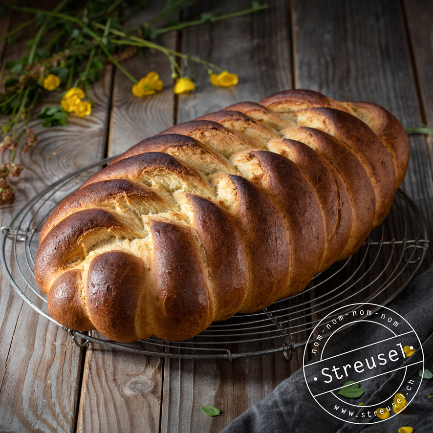 streuselCH's tweet photo. Die Backkurse fürs 2021 sind online!
Neu habe ich neben Laugengebäck- und Zopf- auch Baguette-Kurse im Angebot – wer ist dabei?
Kleiner Tipp: Vielleicht wäre das ja auch eine nachhaltige Geschenkidee?
Zur Kursübersicht: https://t.co/vv2Dmsr7T9
#streuselch #nachhaltigschenken https://t.co/mmOJ1H9o2l