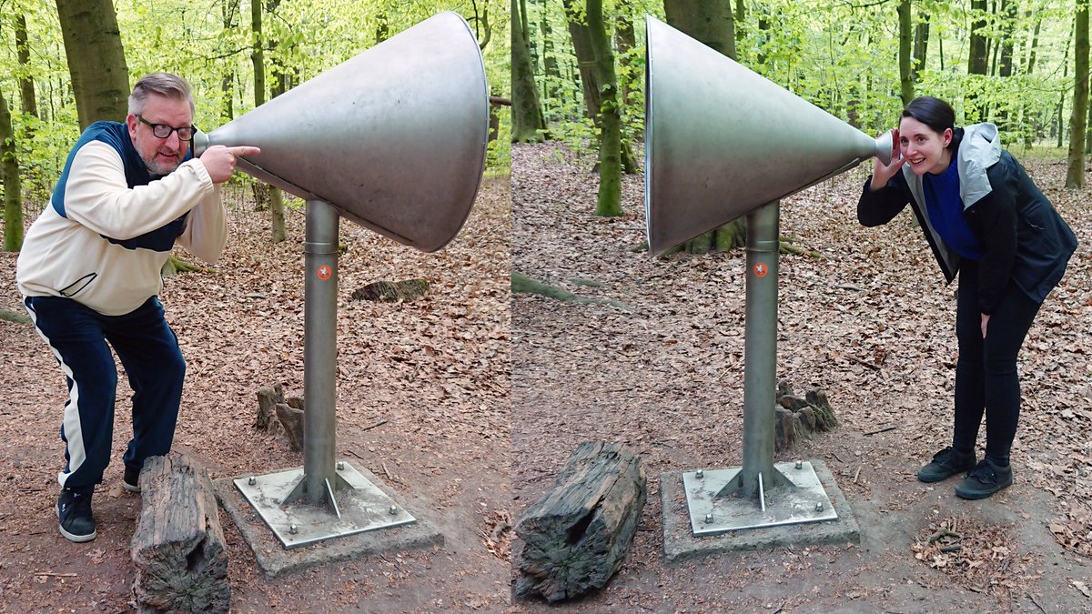 Monday 20h-22h: #VinylAsyl live <a href="/eldoradiode/">eldoradio* Dortmund</a> / #FMradio #UKW #radio #RadioDortmund 

stories + sounds: <a href="/RecordKicks/">Record Kicks</a> <a href="/TriXstarMusic/">TriXstar</a> <a href="/DavidPlatzdasch/">David Platzdasch 💚💚💚</a> <a href="/Bregermusic/">Breger</a> @NuSonixMusic <a href="/Functionrecs/">Function Records UK</a> <a href="/NEEDFORMIRRORS/">Need For Mirrors</a> ...

UKW 93.0
Kabel 88.4 
eldoradio.de/webradio 
eldoradio.de