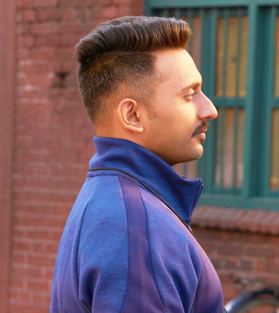 Guru Randhawa Punjabi Singer - Punjabi Hair Style Boys HD phone wallpaper |  Pxfuel