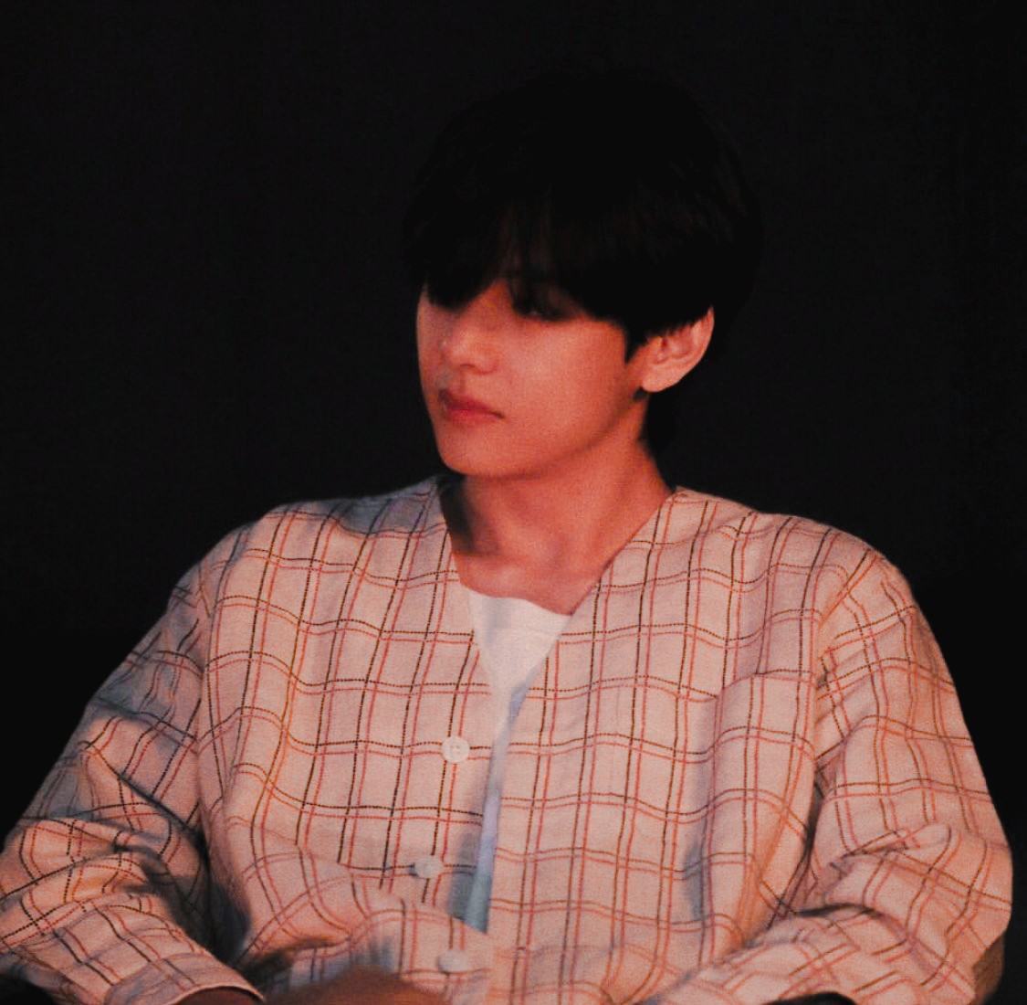 taebokkiii's tweet photo. Life goes on, behind the scene ✨
@BTS_twt https://t.co/s0lySVpzBm