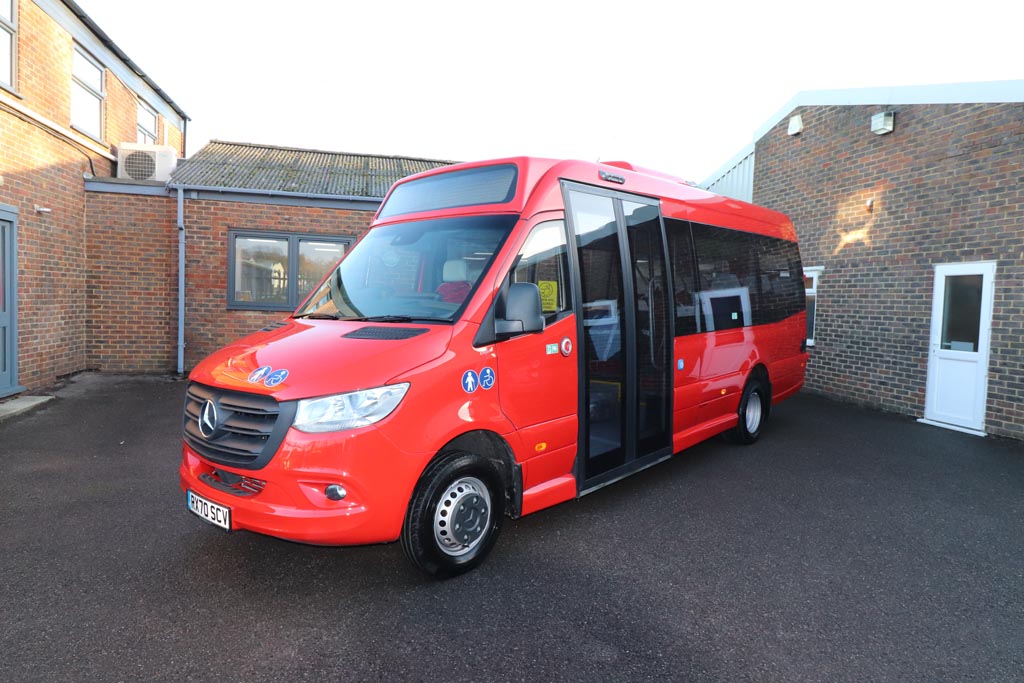 EVM_UKIRL's tweet photo. Congratulations to @OTSFalmouth on the collection of their #70reg #mercedesbenz Cityline #lowfloor #minibus this morning! We are all a little bit in love with the colour! Best of luck to Craig and Ben! @routeoneteam @bus_coachbuyer @CBWtweets @cbweditor @fleettransport https://t.co/rL5g0CyFpd