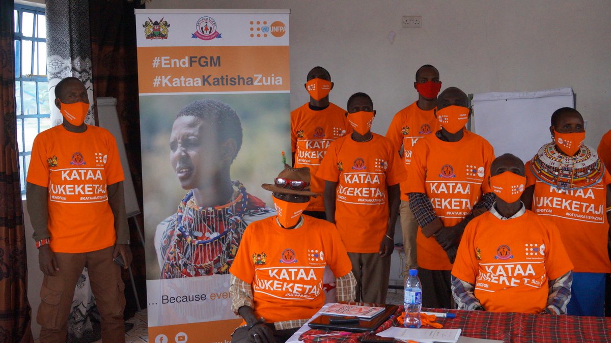 samuelleadismo's tweet photo. Yesterday, in partnership with UNFPA and World Vision Kenya we trained key leaders from four villages in Waso, Samburu - on key elements to effectively address FGM ,Child marriage,teen pregnancies and importance of education.
#kataakatishazuia
#EndFGM
#UNFPAKe
#Worldvisionke https://t.co/CnpYA7RHcW