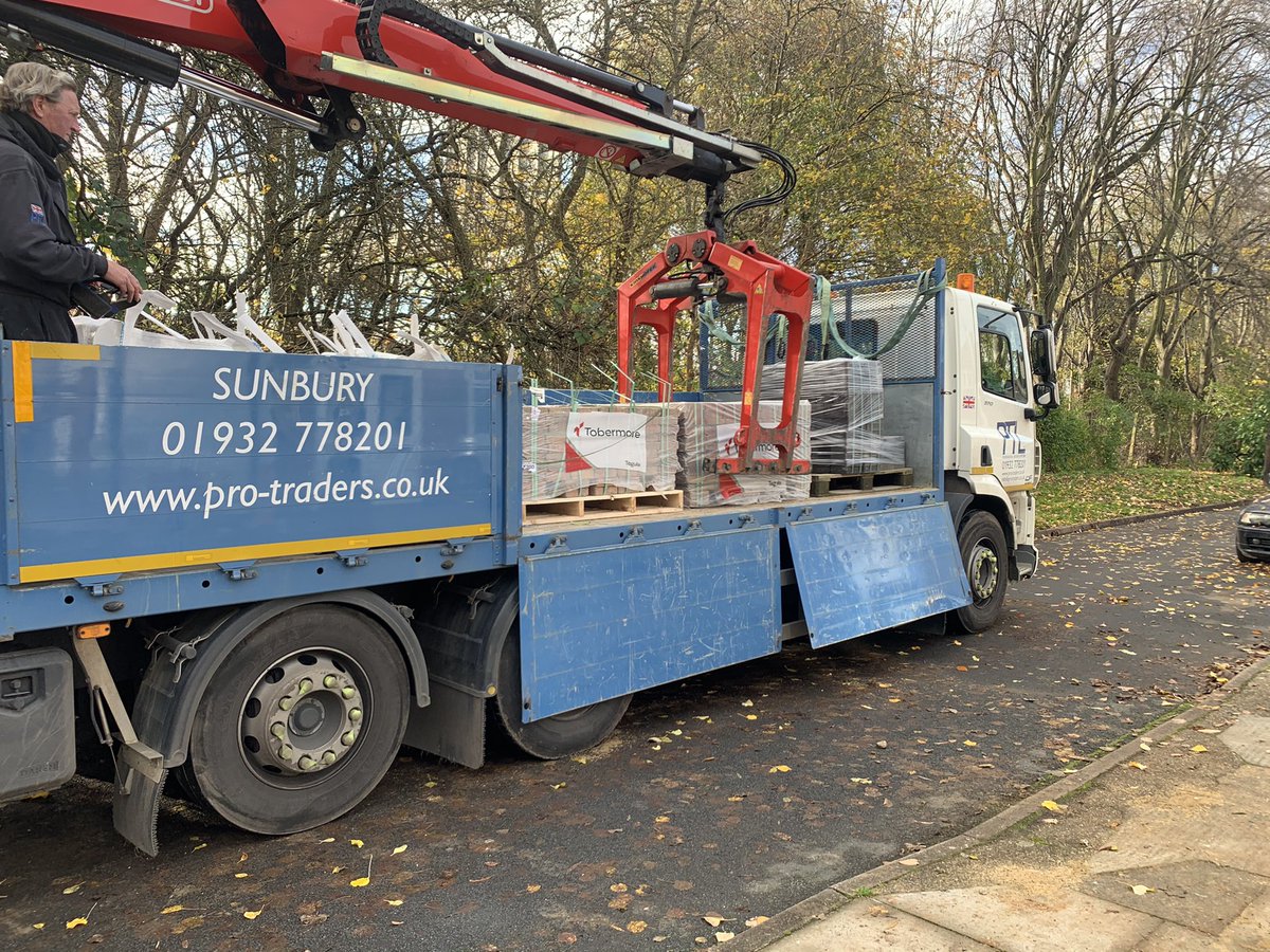 onsitepaving's tweet image. Top driver is Pete. Made it through the bad traffic to get my delivery done @ProTradersBM @Tobermore