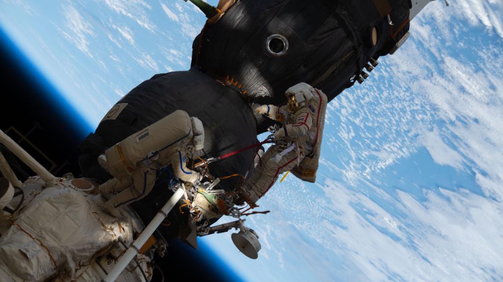 NASA's tweet photo. LIVE NOW: Russian cosmonauts Sergey Ryzhikov &amp; Sergey Kud-Sverchkov are getting ready to work in the vacuum of space for a ~5.5 hour spacewalk. At 9:39am ET, they will venture outside the @Space_Station to perform maintenance &amp; prep work. 🛠️

📺  Watch: https://t.co/4ZkiQkCoD7 https://t.co/BYyfRciI7H