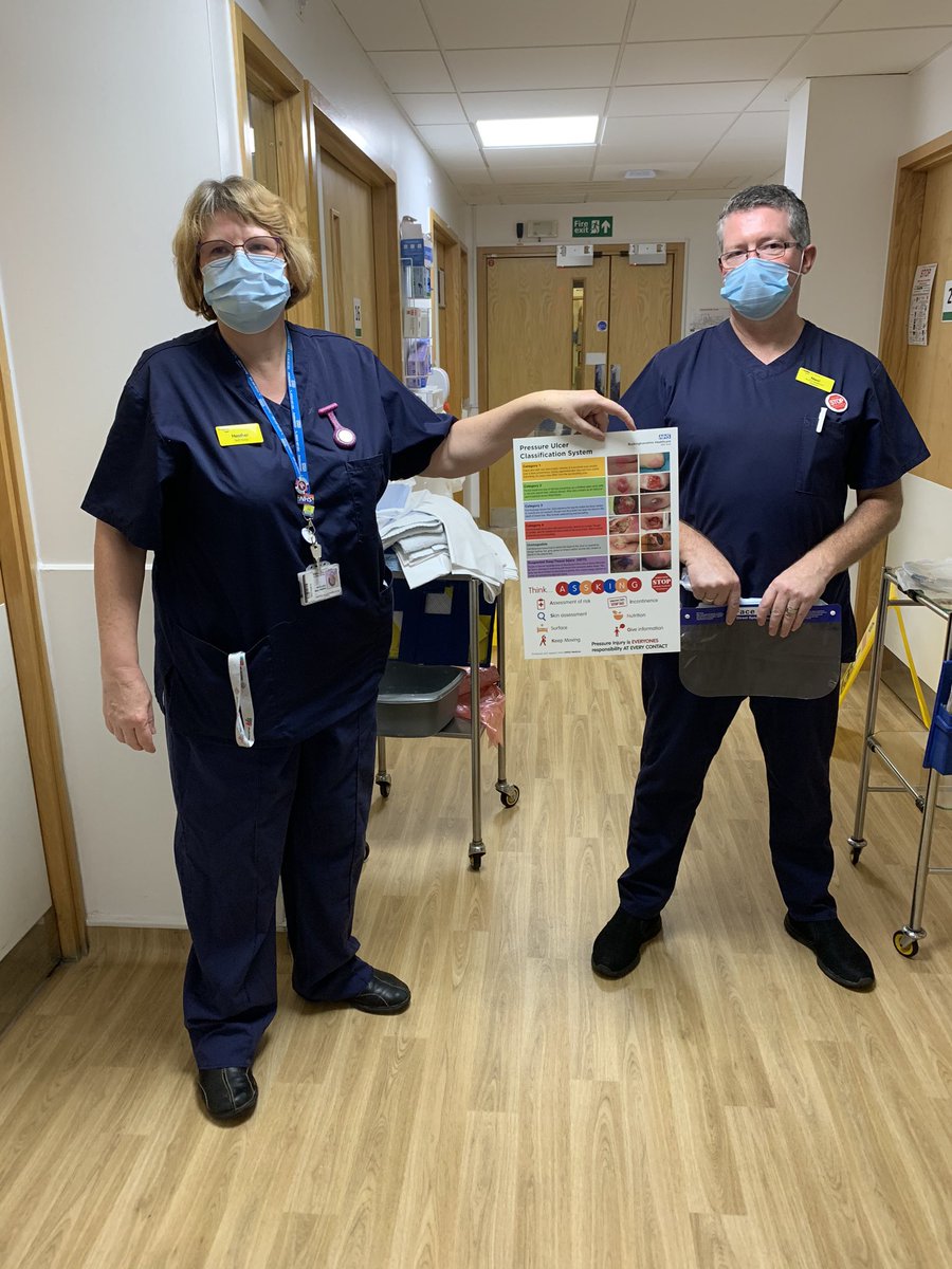 TVNSWharton's tweet photo. BNRU receiving there resources to raise awareness of pressure ulcer #stopthepressure @BucksHealthcare  @NMacdonaldBHT https://t.co/v1GwKeWCsc