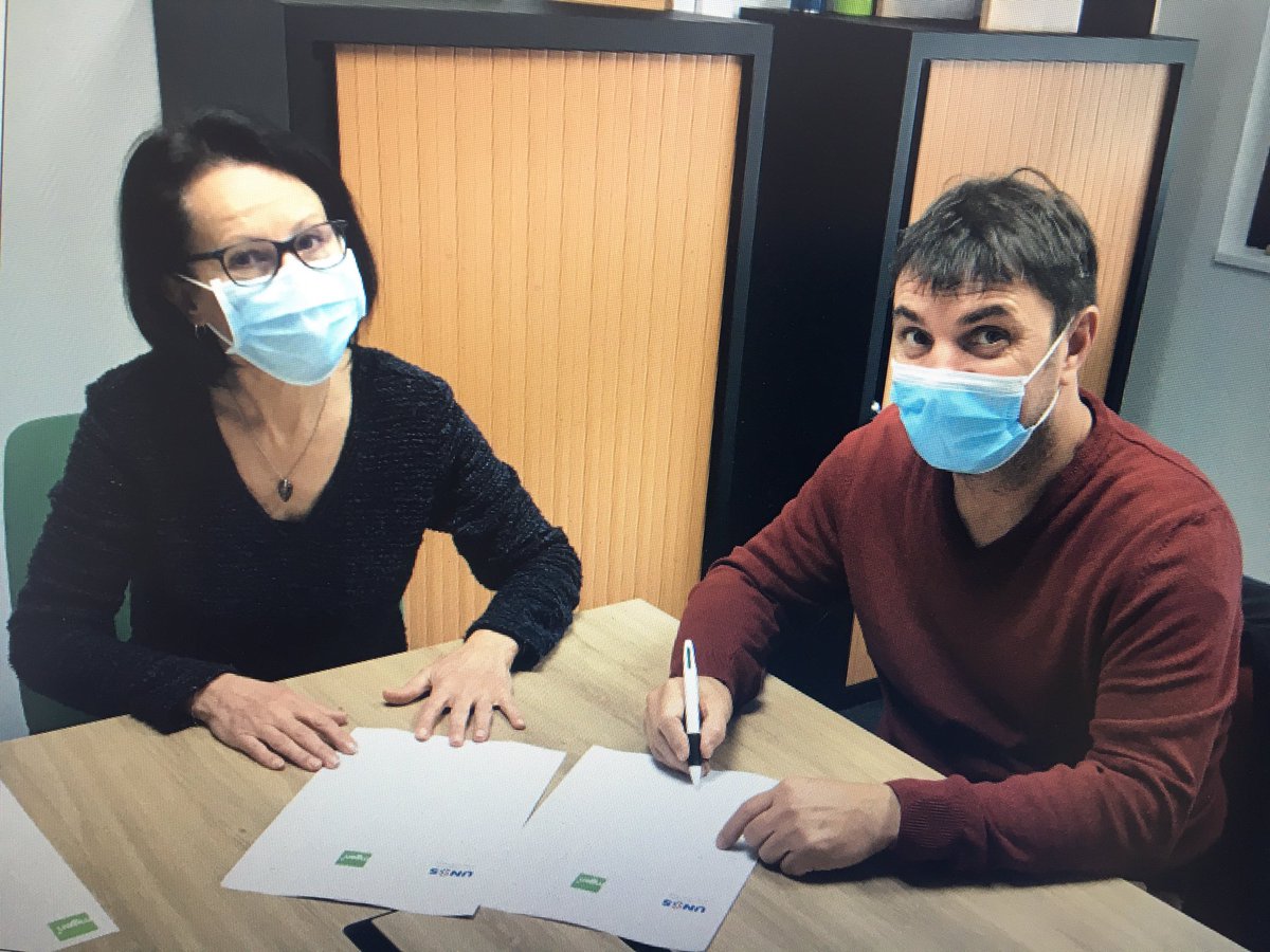UNSS_Lozere's tweet photo. L’@unss48 et la @MGEN48 signent la convention pour le développement du #Sport #Santé en #Lozère. https://t.co/knxNOChhYE