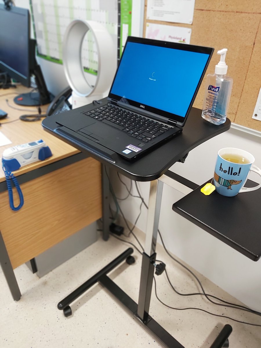 As a virtual #NHS becomes the new normal, it is important to avoid excessive sedentary time which is a risk factor for increased cardiometabolic risk. <a href="/LHCHFT/">LHCH</a> have a standing desk to help break up prolonged sitting and encourage us to move more and sit less 👩🏻‍💻💪🏼 #wednesdaythought