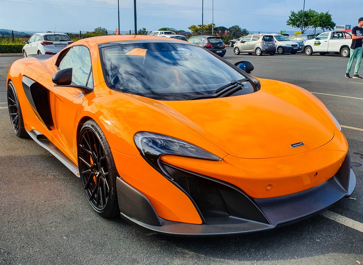 Zero2Turbo's tweet photo. Still, one of the best looking creations to leave Woking!
McLaren 675LT Spider spotted in Noordheuwel with new Vossen wheels and a Fabspeed exhaust done by @RACE_SA
#ExoticSpotSA #Zero2Turbo #SouthAfrica #McLaren #675LTSpider #VossenWheels #Vossen #Fabspeed #FabspeedExhaust https://t.co/IuIhFE6u9N