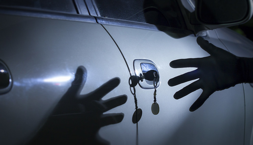 DirectAssurance's tweet photo. 🚗 #MouseJacking : comment l'éviter et protéger sa #voiture contre le #vol ? Tous nos conseils ici : https://t.co/EgzZsOpSil https://t.co/xw7fpMyZKU