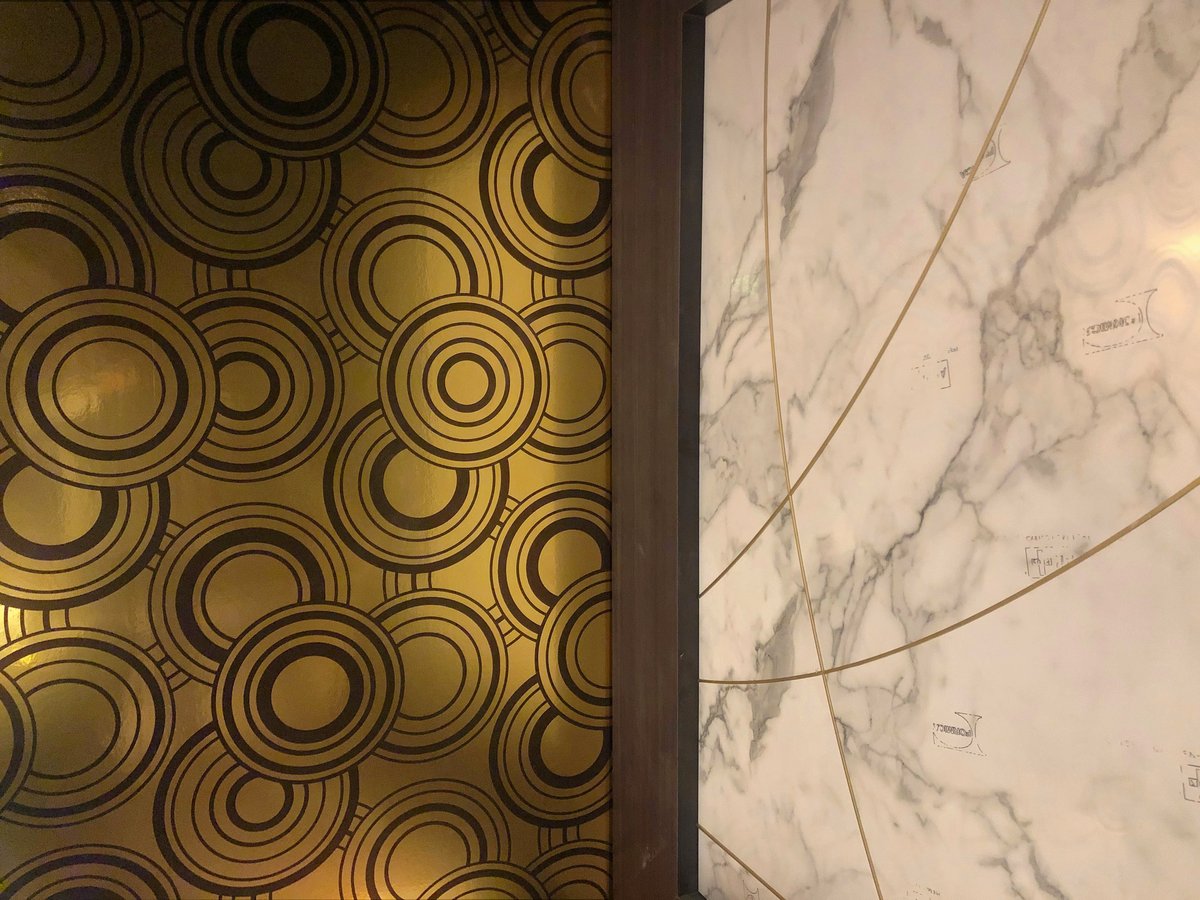 DesignatSource's tweet image. Staying positive
We are still working and still creating! 
A few sneak glimpses of a job we are completing this week, on site.
Circles are the theme, with circular, pendant lights drawing your eye up to the newly refurbished space.
#interiordesign #casinodesign #bardesign #design