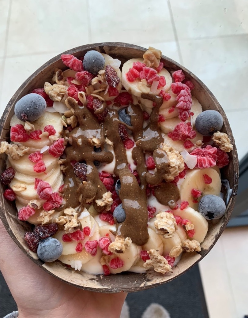 Thank you @_hakuna__banana_ (IG) for this delicious breakfast recipe.

A simple recipe of frozen berries, yogurt, and of course our Nice and Nobbly pumpkin granola! 

#naturespath #glutenfree #vegan #bloggers #organic